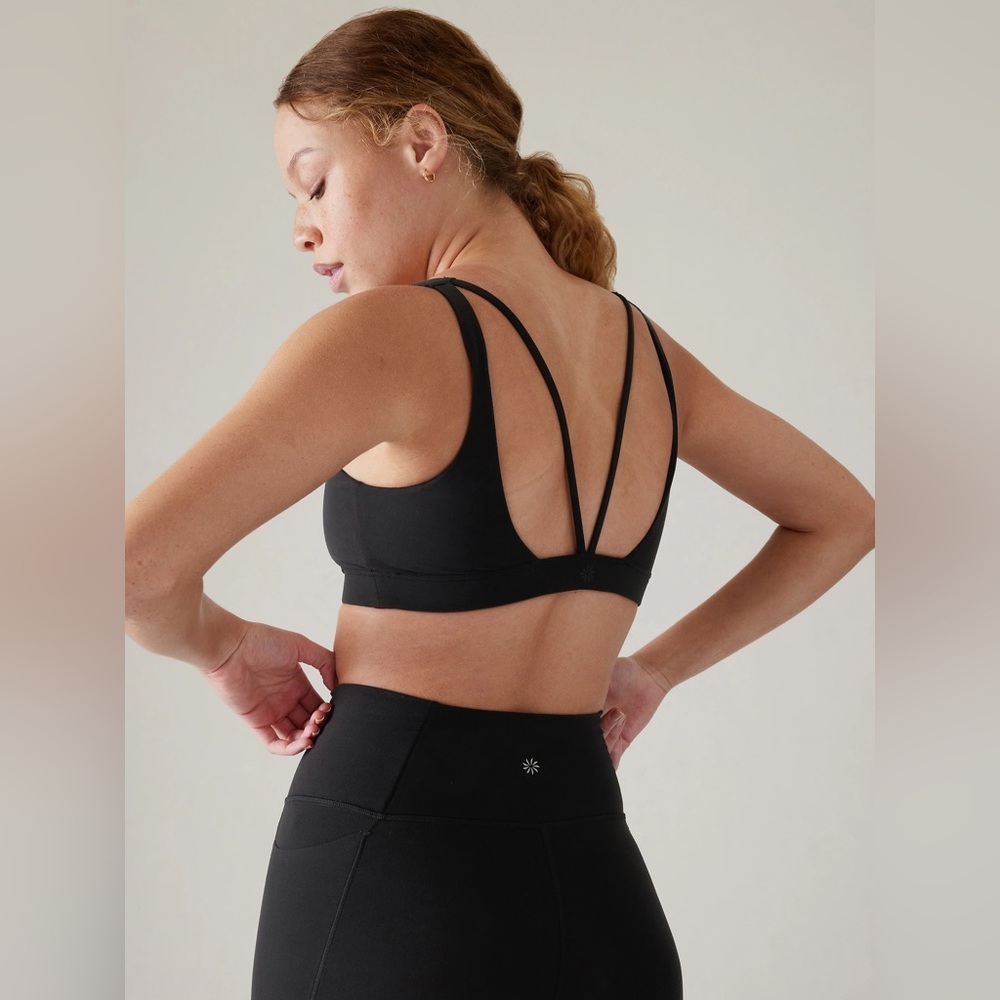 ATHLETA EXHALE BRA D-DD+
